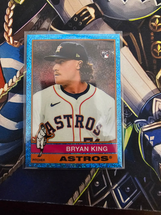 2025 Topps Heritage Bryan King Blue Sparkle Rookie
